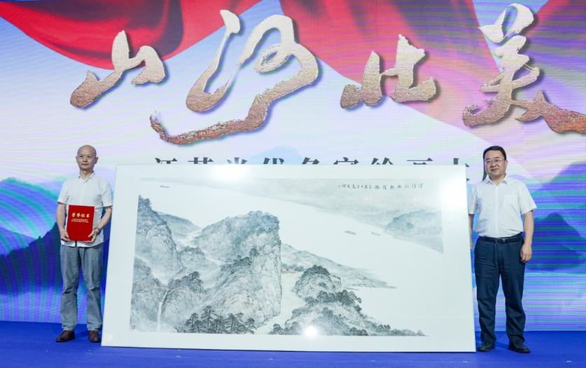 共绘时代画卷！“山河壮美——江苏当代名家绘画大展”启幕