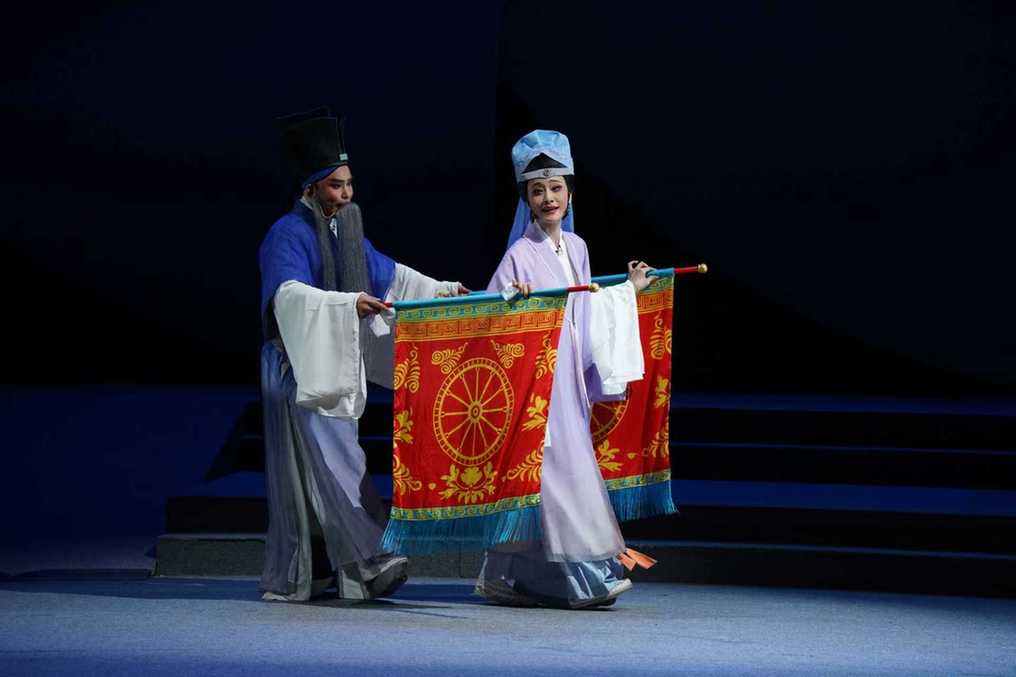 大型新编历史川剧《梦回东坡》精彩亮相第十四届中国艺术节