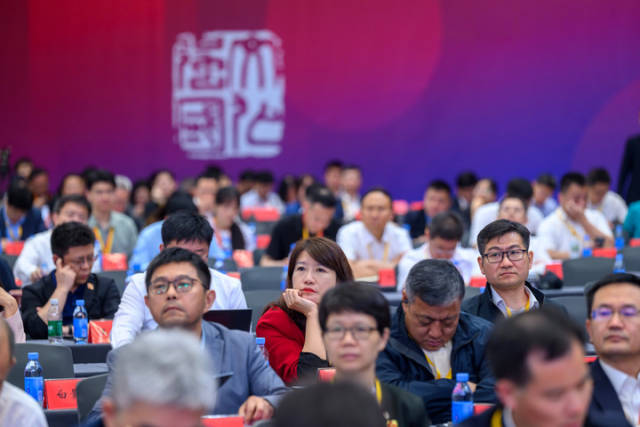 激发全民族文化创新创造活力——热烈祝贺2026文化强国建设高峰论坛开幕 激发全民族文化创新创造活力——热烈祝贺2026文化强国建设高峰论坛开幕