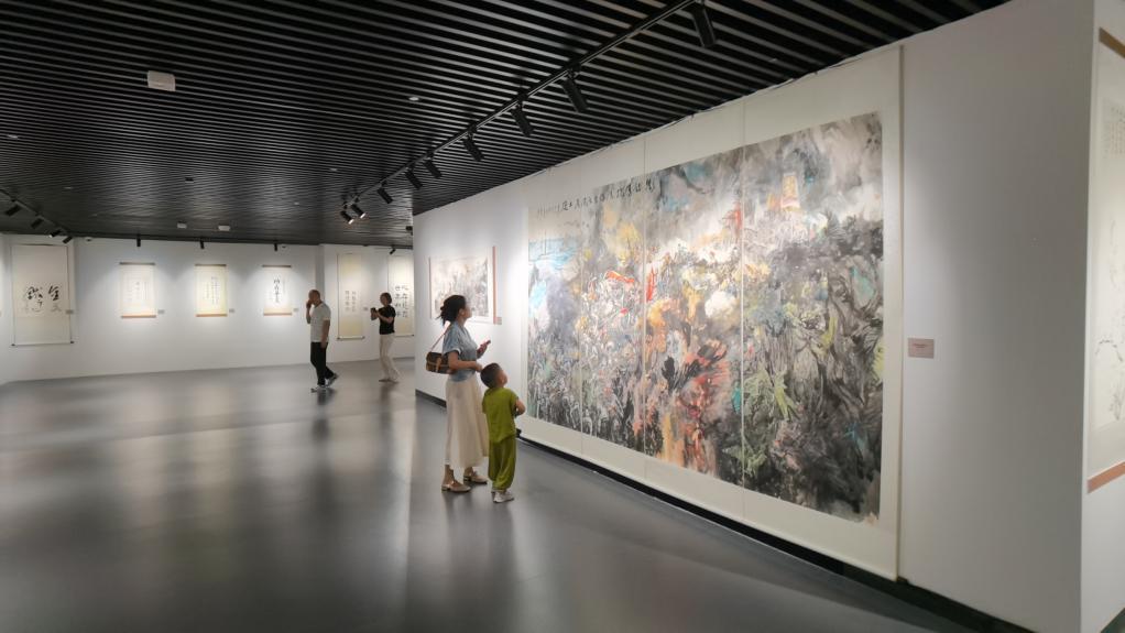 《刘铭传史迹展暨海峡两岸名家书画展》在中国科学技术大学正式开幕