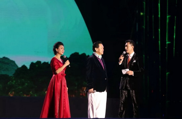 被联合国赞誉的艺术家,到宜宾留下了这样两个字! 被联合国赞誉的艺术家,到宜宾留下了这样两个字!