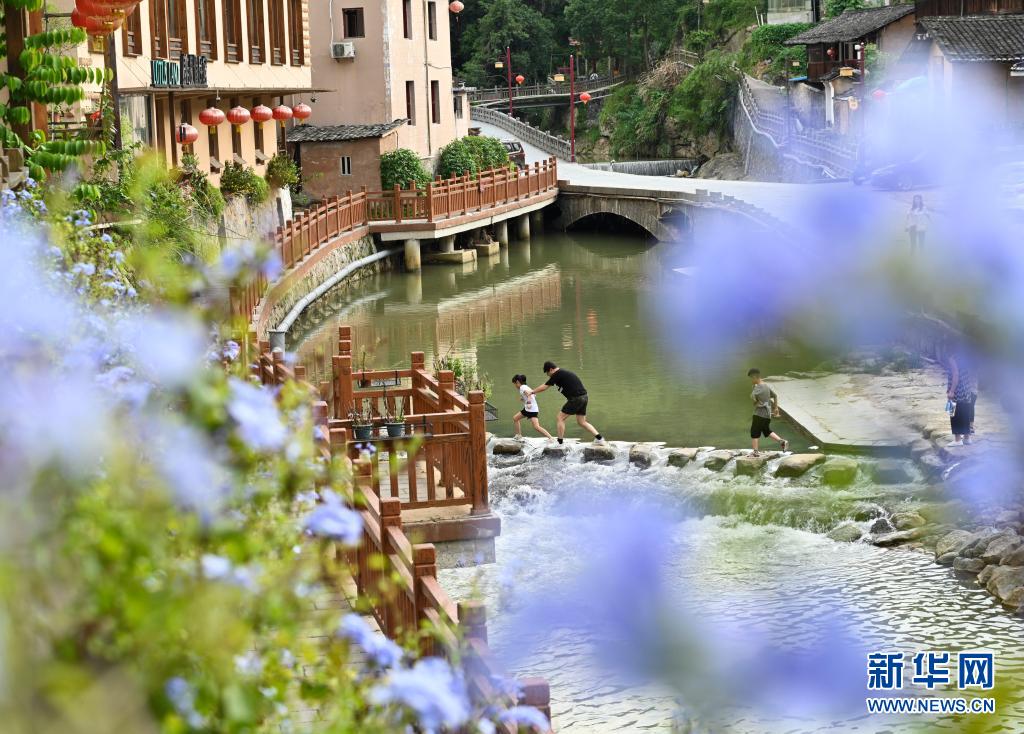 福建南靖：守好土楼 护好山水 振兴乡村