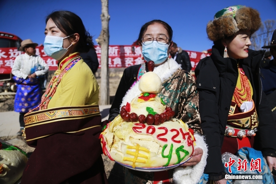 青海贵德举行藏族传统春耕仪式