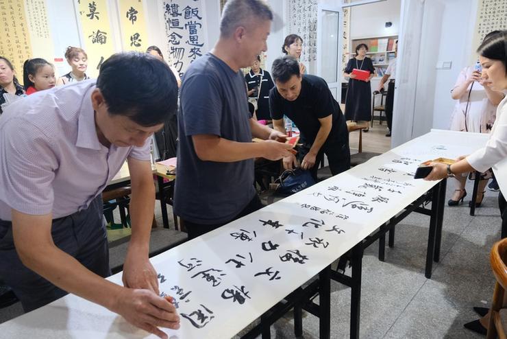 大运河阅读行动计划走进山东枣庄 城市接力活动完美收官