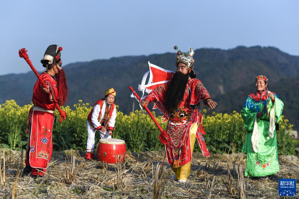 侗戏活跃山乡焕生机