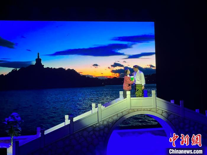 话剧《氢弹之父——于敏》在天津首演