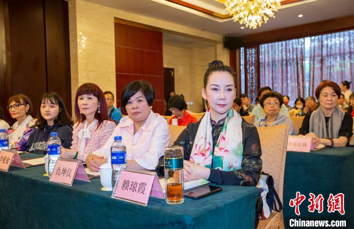 中国曲艺对外（港澳）交流合作研讨班在珠海开班