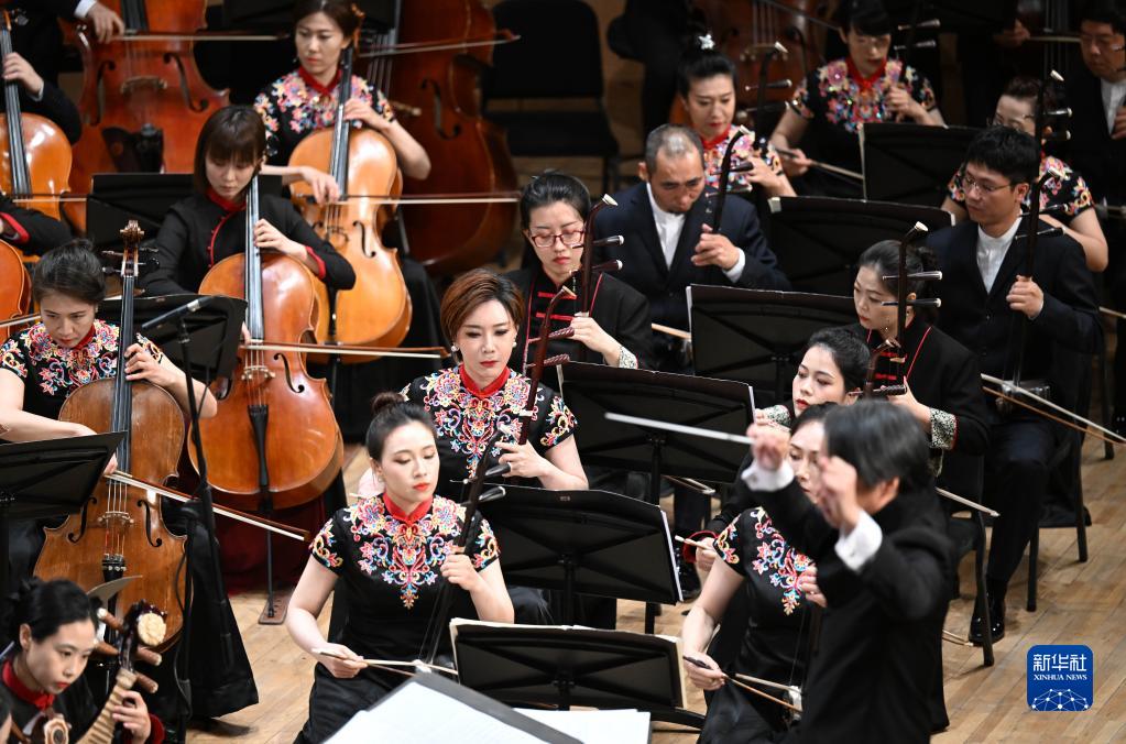 京津冀三地民乐团合奏民族交响诗《大运河》