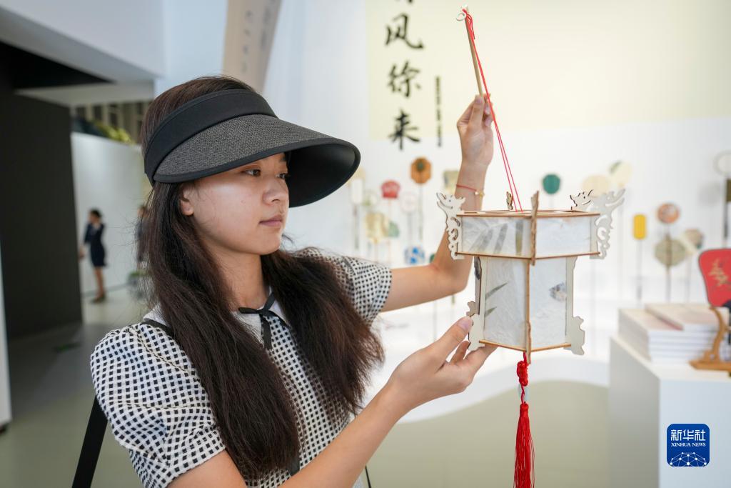 《画游清明上河 ——故宫沉浸艺术展》在渝开展