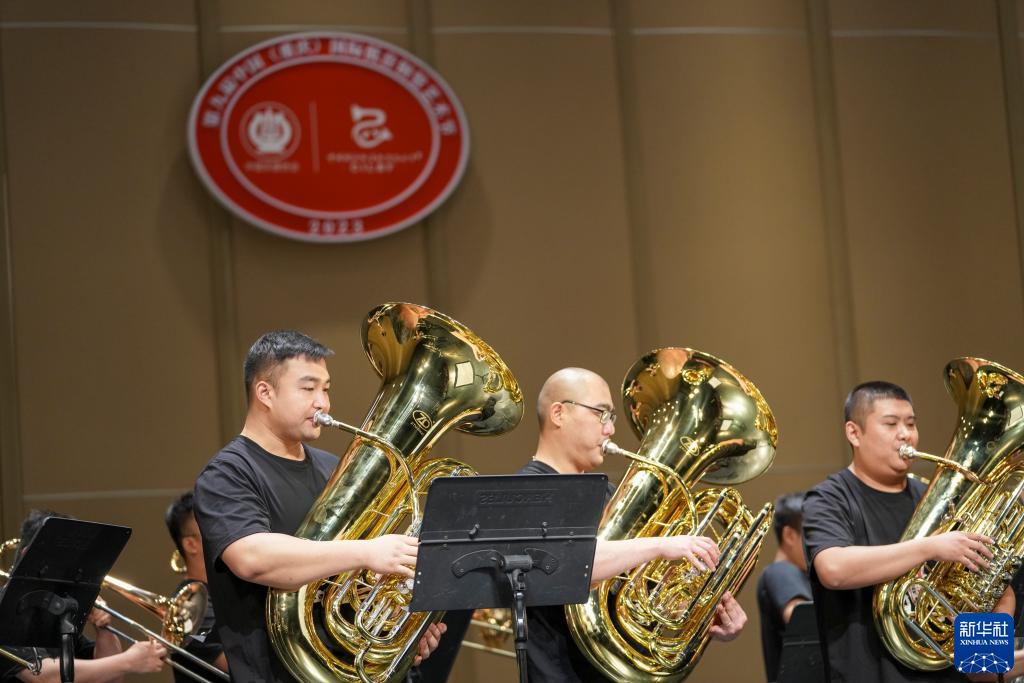 第九届中国国际低音铜管艺术节在渝开幕