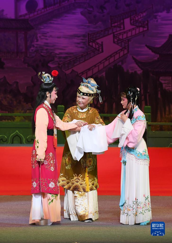 “越剧梅花奖星光荟萃”在港上演