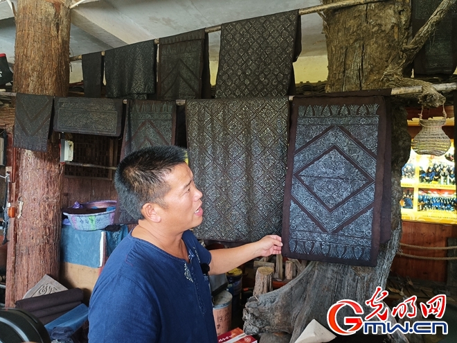 【多彩民族有多彩】“村BA”故乡黔东南,指尖非遗技艺拓宽群众致富路 【多彩民族有多彩】“村BA”故乡黔东南,指尖非遗技艺拓宽群众致富路