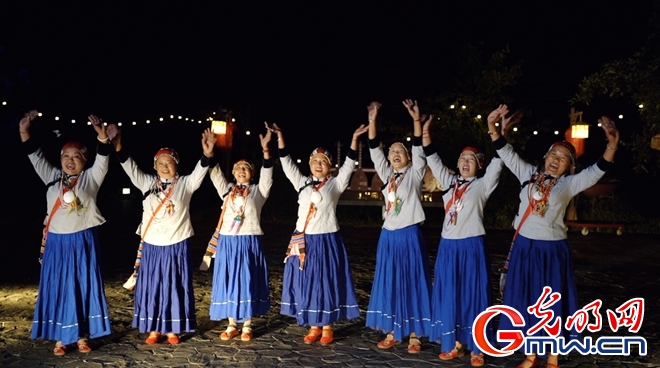 【多彩民族有多彩】高山云海中怒族村寨的篝火“村PA”嗨翻了！