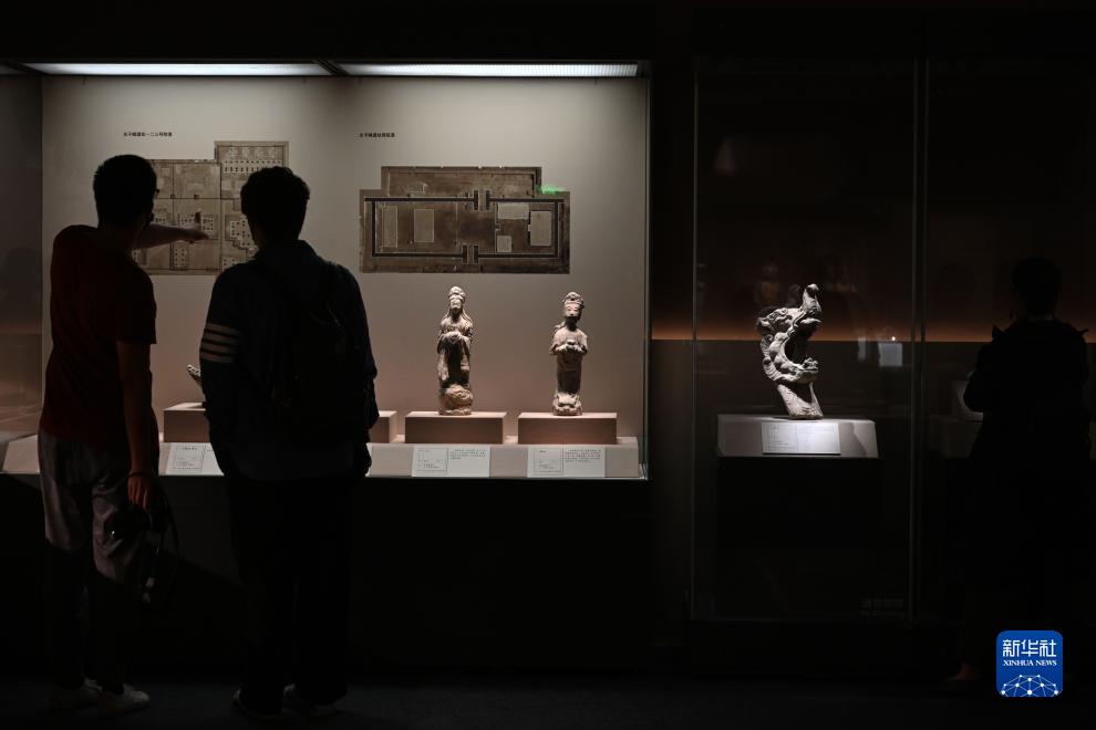 “鉴往知远——新时代考古成果展”在国博举行