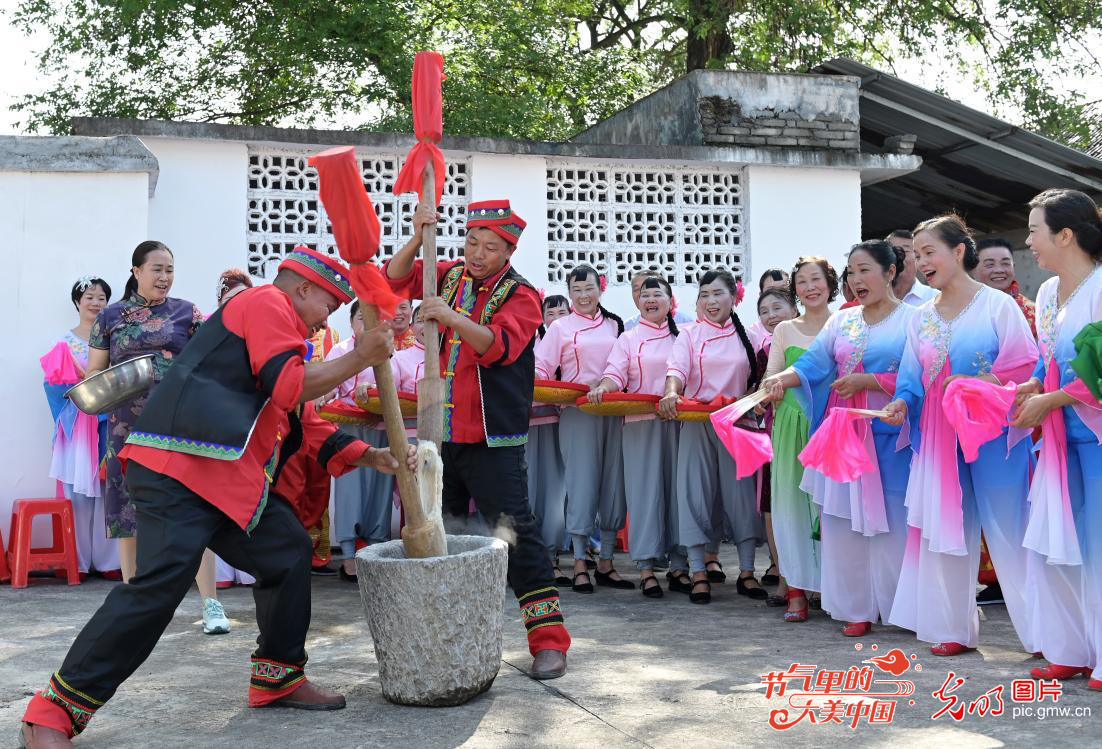 【节气里的大美中国】图话“丰”景丨多地民众花样庆祝丰收节