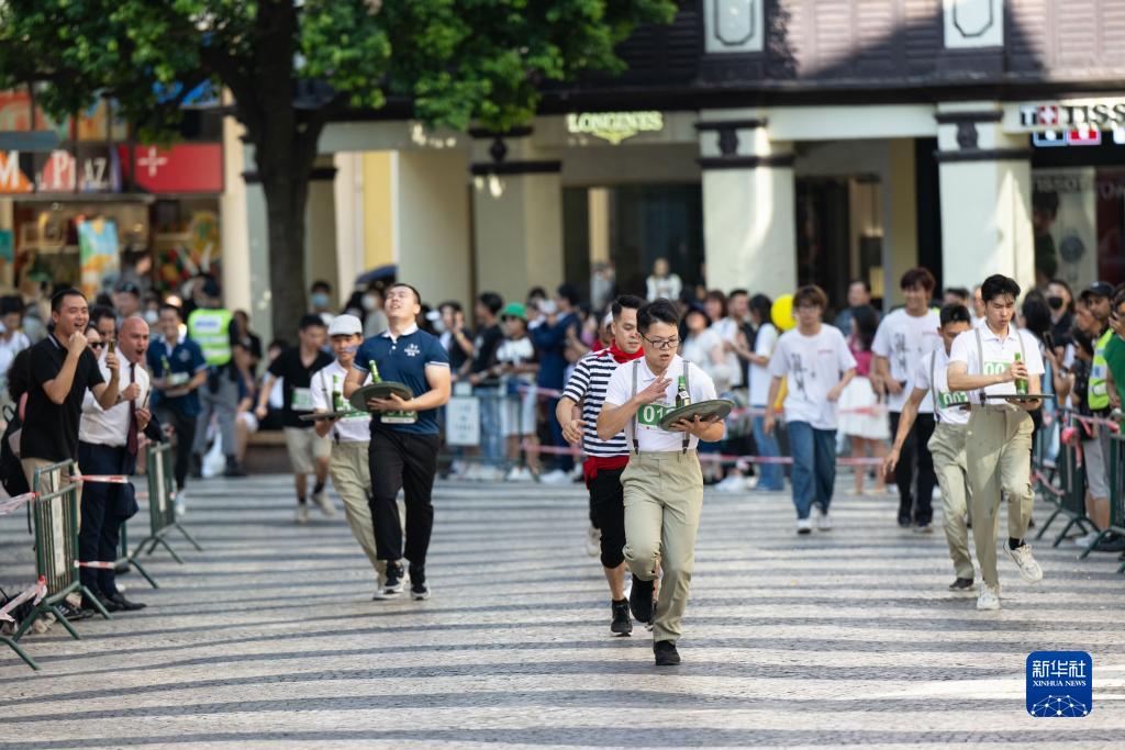 世界旅游日：澳门旅游局举办托盘比赛