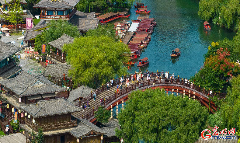 【节气里的大美中国】寒露：凝光悠悠寒露坠