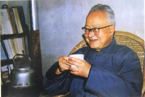 今日腊八，品一碗名家笔下的“腊八粥”