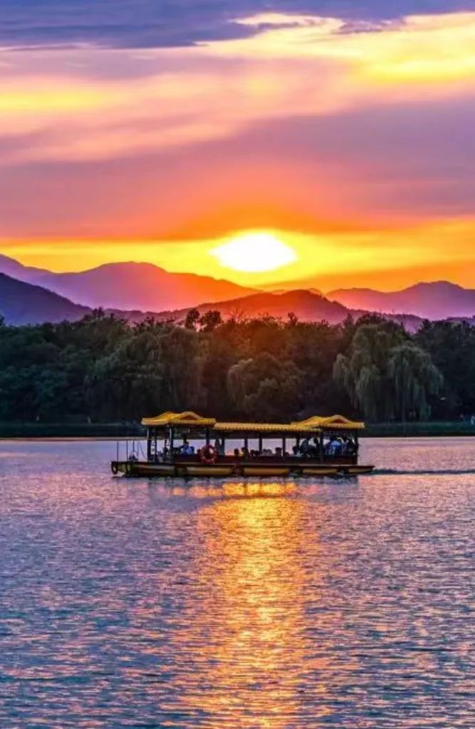 一票难求!北京,偷偷偷走我的心