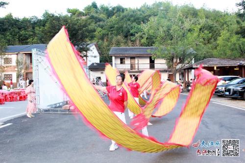 深化食旅融合 广昌县举办“莲年有余 百福长桌宴”烹饪大赛