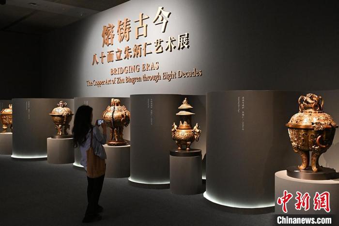 从艺40载精品百余件 八十而立朱炳仁艺术展亮相国博