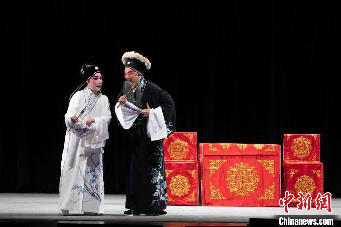 六大剧目带来江苏文艺名家 罗周编剧作品展演亮相京城