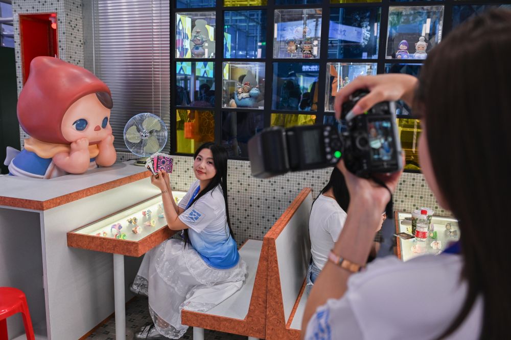 文创消费持续上“新” 文化产业加速升级