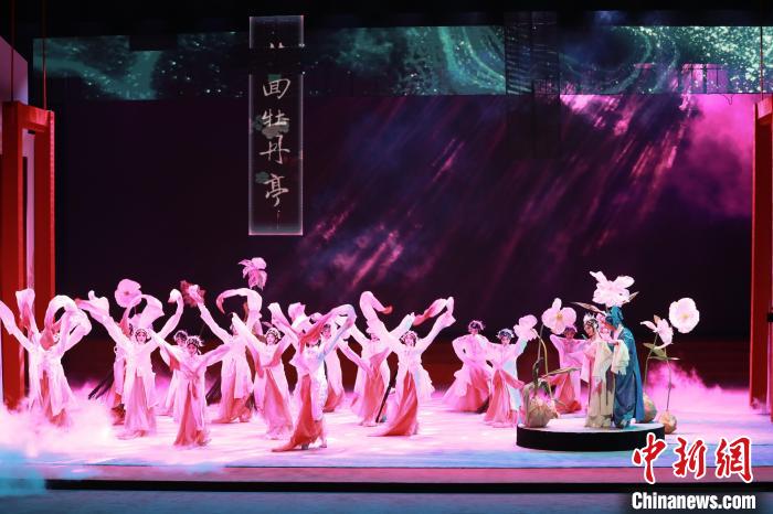 第九届江西艺术节开幕 梨园名家同台飙戏