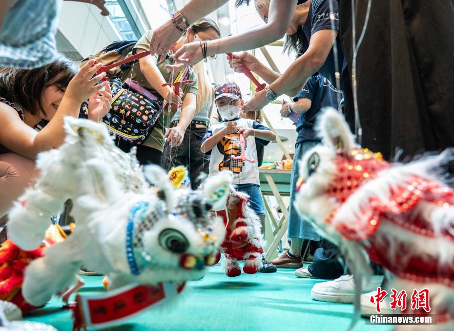 香港“非遗月”处处有“非遗”