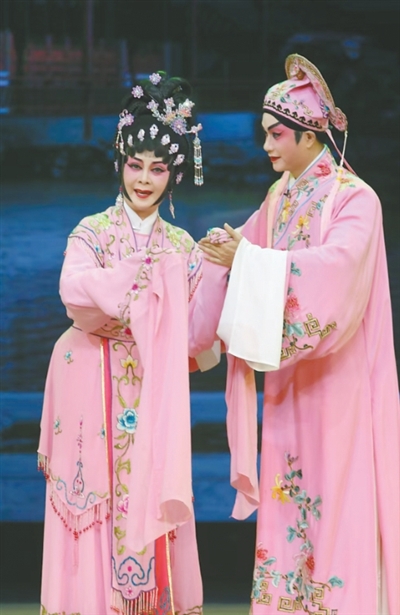 梁素梅的“戏瘾”人生