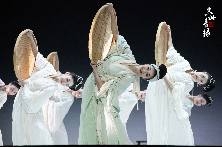 冲击800场！《只此青绿》《电波》凭什么一路长红