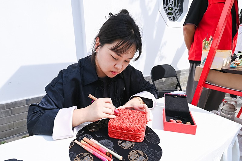 第二届镇海寺非遗文化节暨首都非遗创新发展文化沙龙活动举办 第二届镇海寺非遗文化节暨首都非遗创新发展文化沙龙活动举办