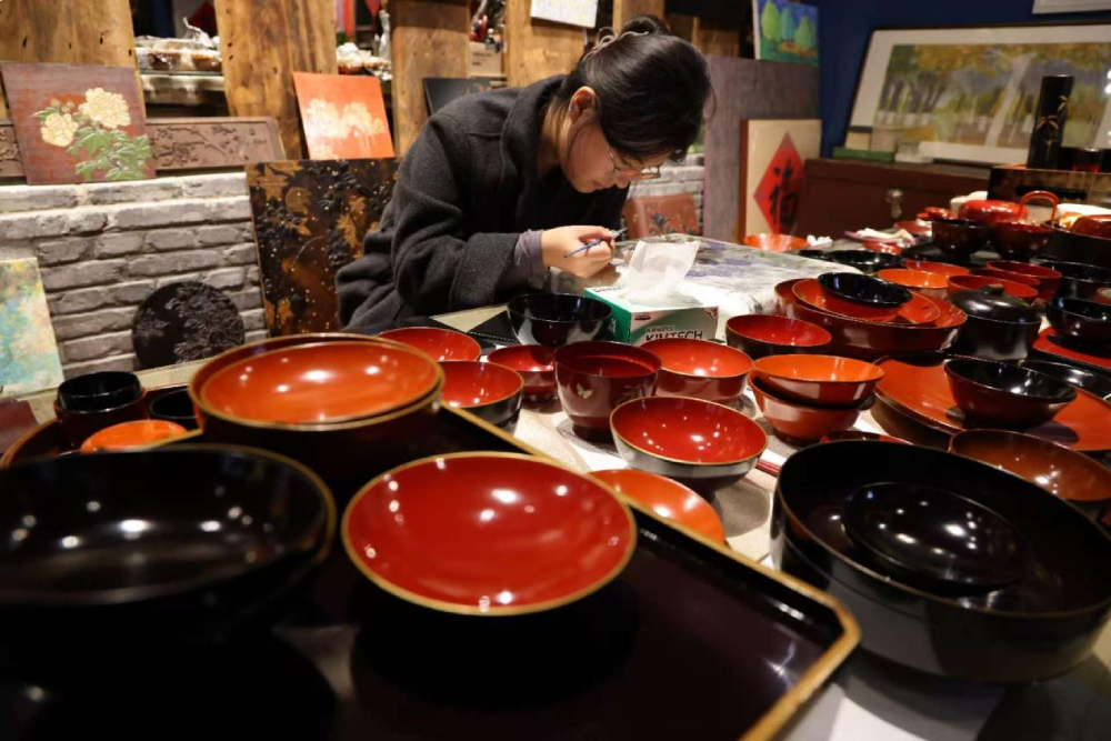 【文化中国行】艺术为笔 城为卷——解码“商丘美术现象”的共生之道 【文化中国行】艺术为笔 城为卷——解码“商丘美术现象”的共生之道