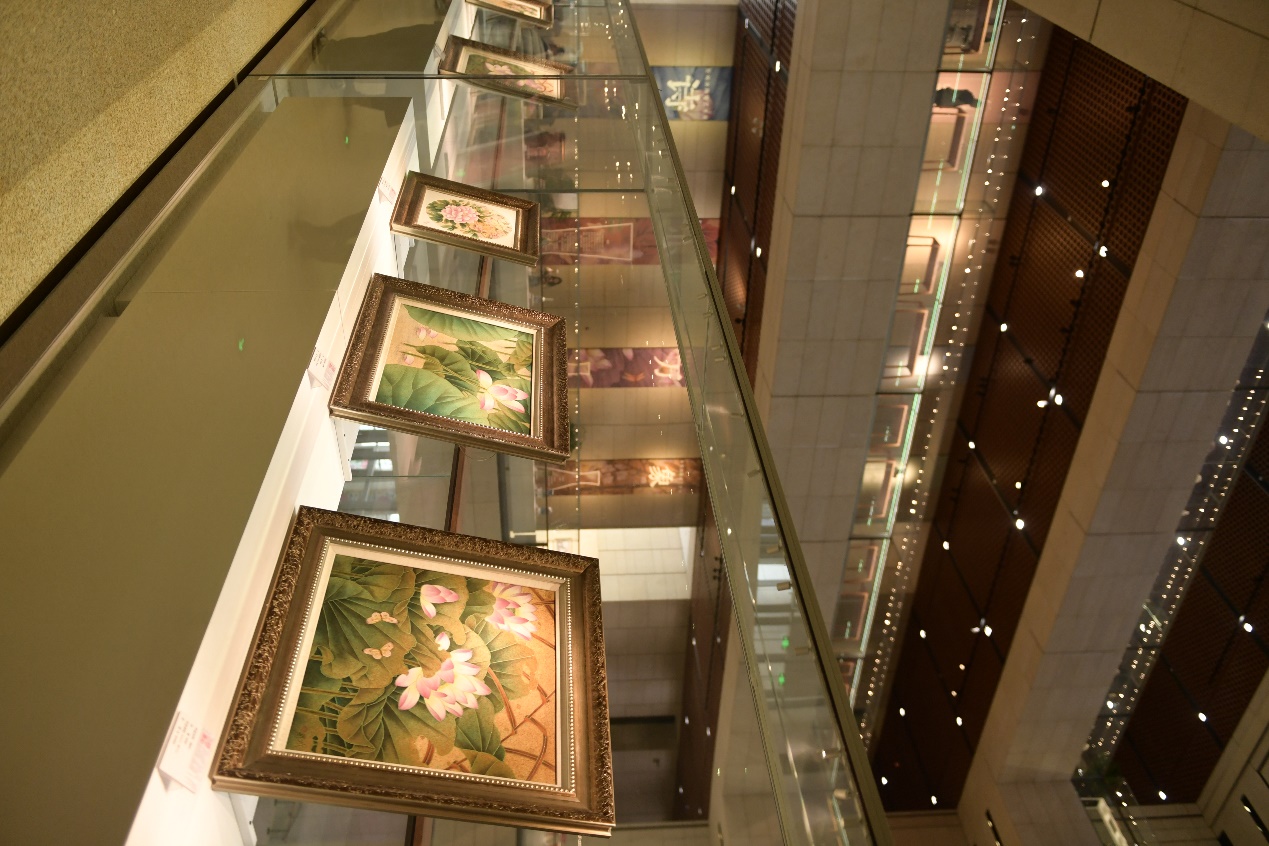 倡扬东方新古典美学：“诗心万象——张闻冰陶瓷艺术展”在京启幕
