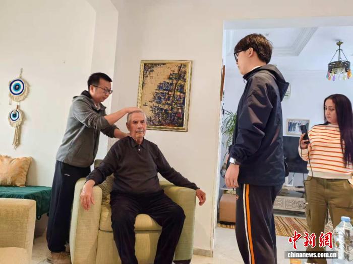 中国三代医者接力援非:让中医针灸加速“出海”