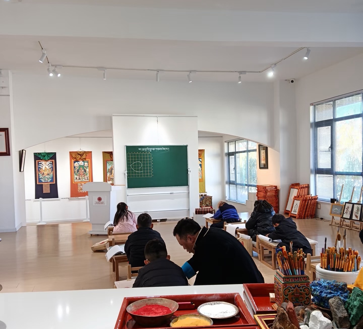 让唐卡走进生活:一位唐卡传承人的808次尝试