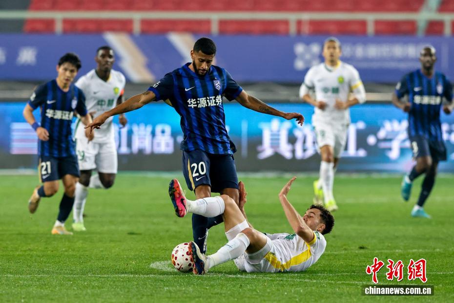 中超联赛：武汉三镇队主场负于北京国安队