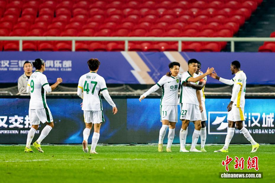 中超联赛：武汉三镇队主场负于北京国安队