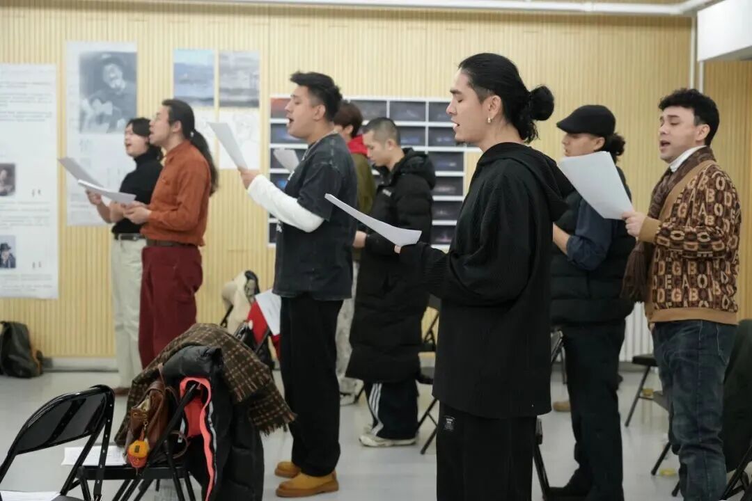 从坪山出发,张国立导演并领衔主演《情歌》深圳站官宣定档