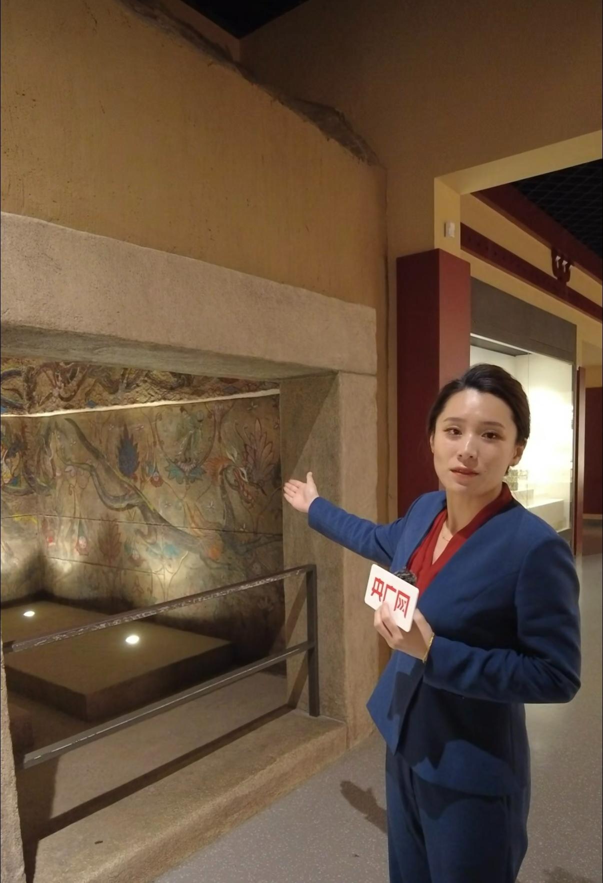 5·18国际博物馆日|从白玉耳杯到五盔坟壁画:一场跨越千年的文物对话