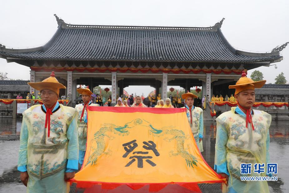 【网络中国节·春节】寻味名家笔下的年俗