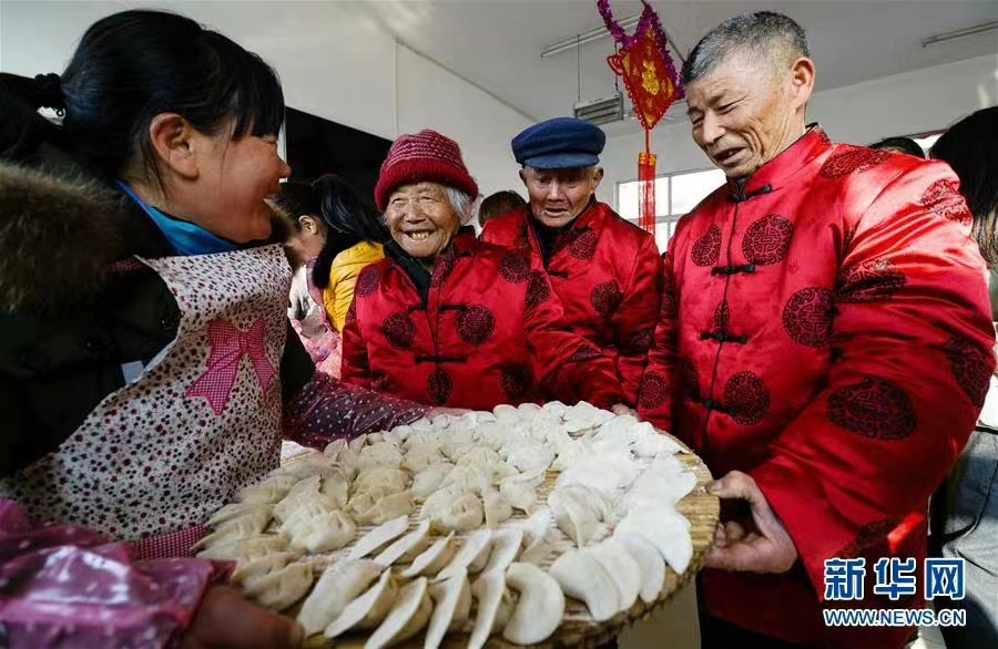 【网络中国节·春节】寻味名家笔下的年俗