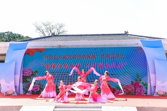 北京延庆大庄科乡举办牡丹文化节 推介十条红色旅游线路