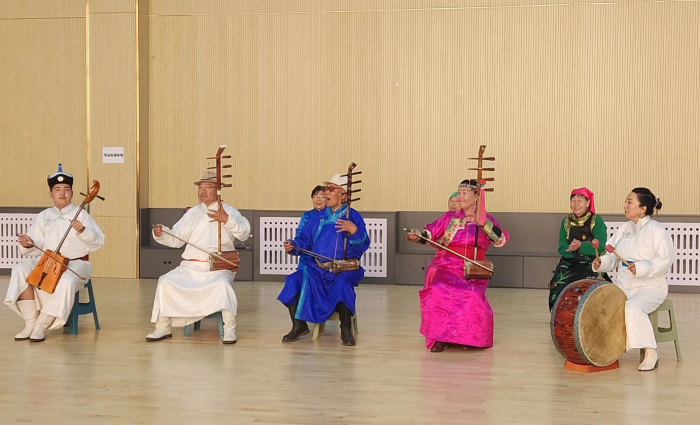 【石榴花开 籽籽同心】唱不尽的草原故事：内蒙古巴林右旗活态传承《格斯尔》