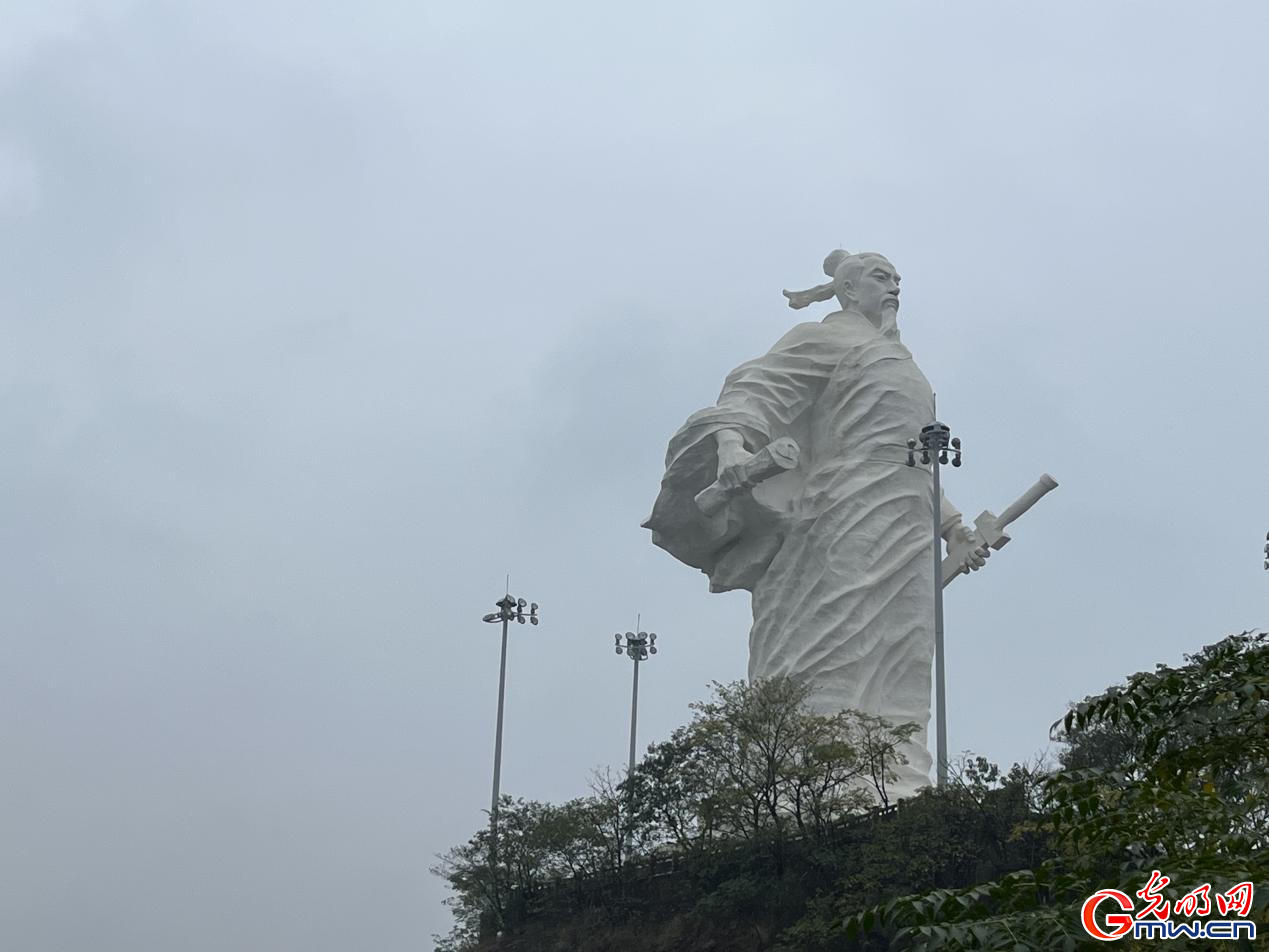 【千年学府探文明】辛弃疾文化园:寻觅稼轩居士的文人风骨,感受优秀传统文化的魅力(组图) 【千年学府探文明】辛弃疾文化园:寻觅稼轩居士的文人风骨,感受优秀传统文化的魅力(组图)