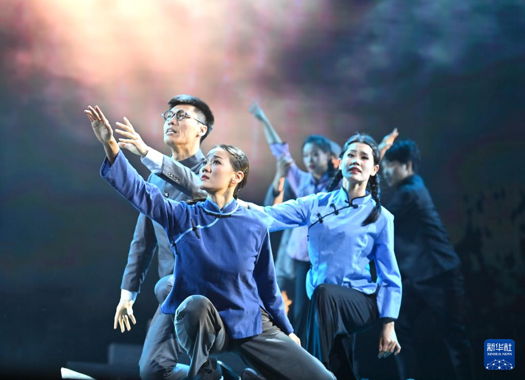 纪念西南剧展80周年暨第八届全国话剧优秀剧目展演在桂林开幕