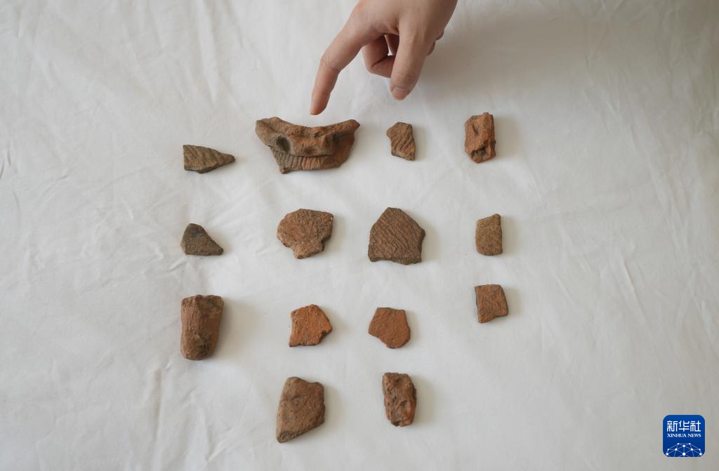 辽宁朝阳:调查红山文化遗迹