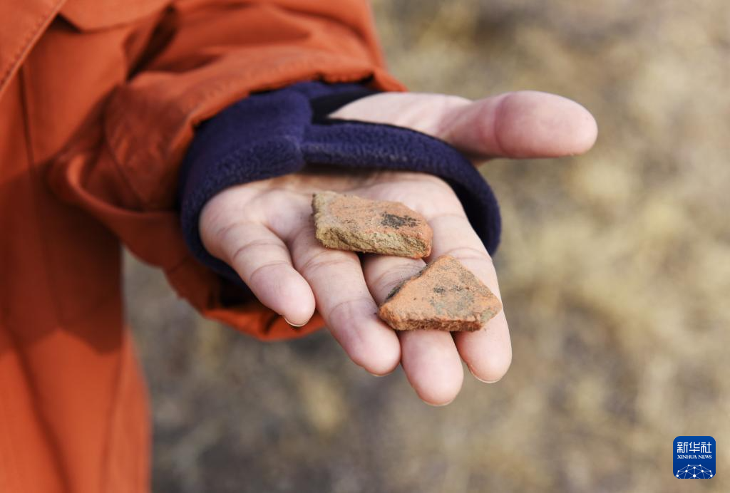 辽宁朝阳:调查红山文化遗迹