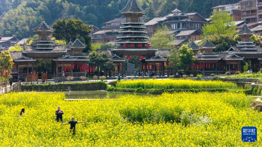 新华全媒＋丨穿越时光的浪漫——当古建邂逅春光