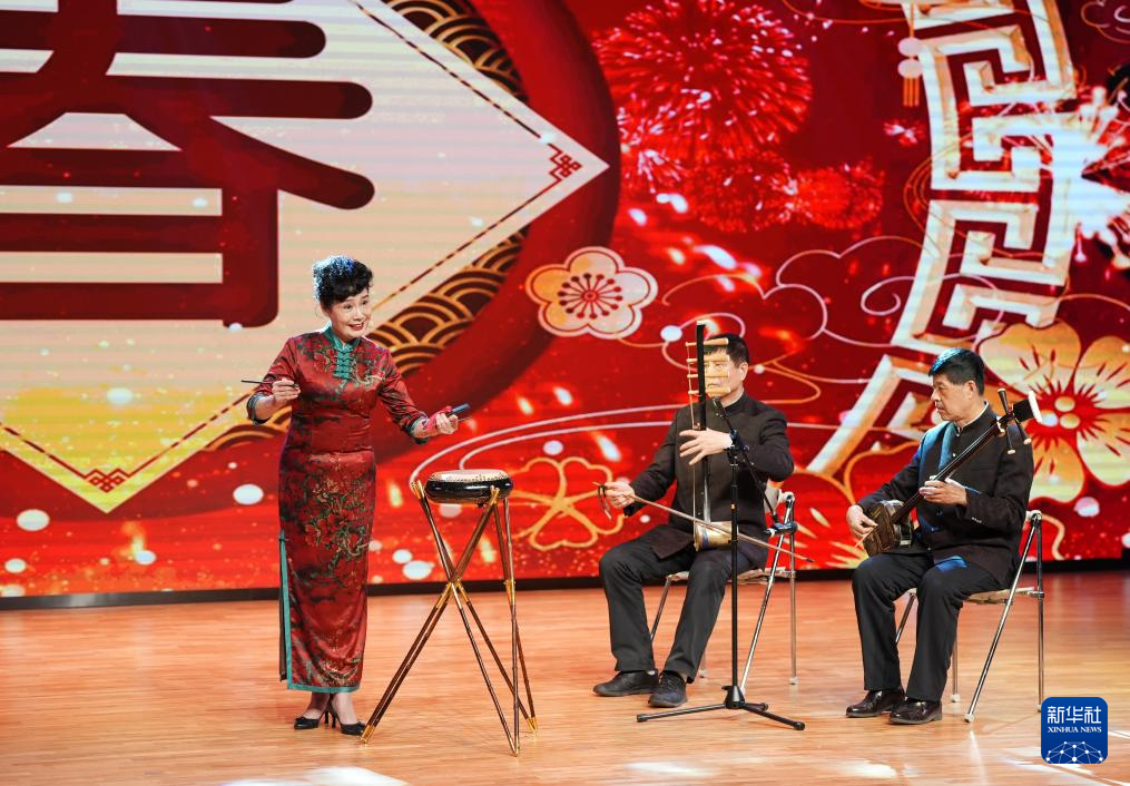 “曲苑流芳”——刘兰芳评鼓书专场展演在辽宁大剧院上演